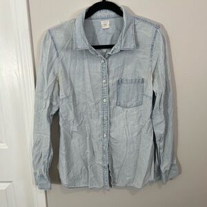 J. Crew Women’s Casual 100% cotton Chambray Light Blue Button Down,medium